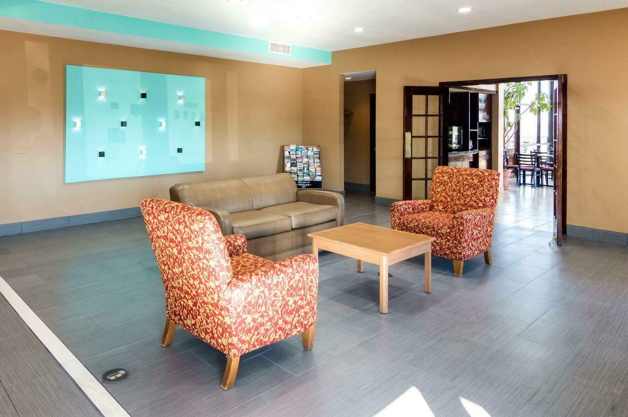 Econo Downtown Motel
