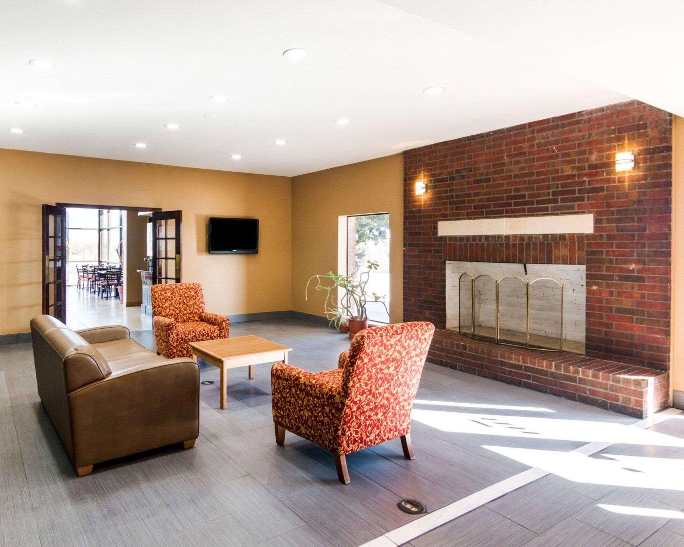 Motel Econo Downtown 2*